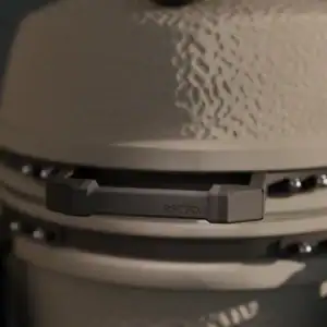 Alternative view of Kamado Pro Large Desert Sand